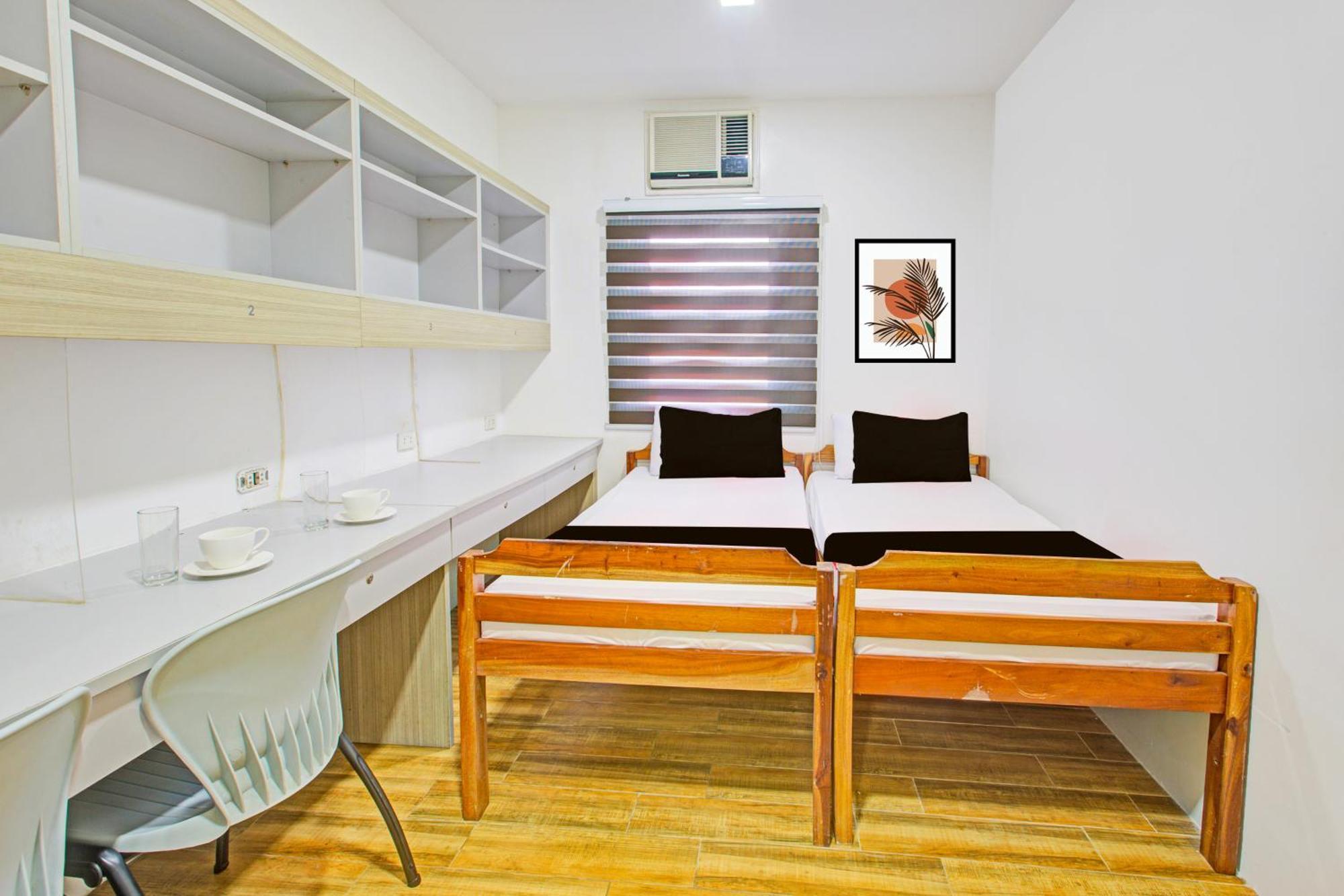 RedDoorz Plus @ 1318 Residences Manila Zewnętrze zdjęcie